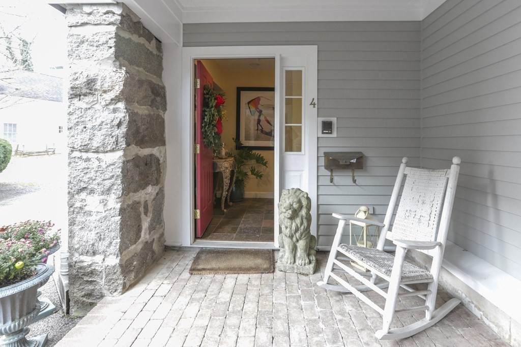 20 Leonard Street - Photo 1
