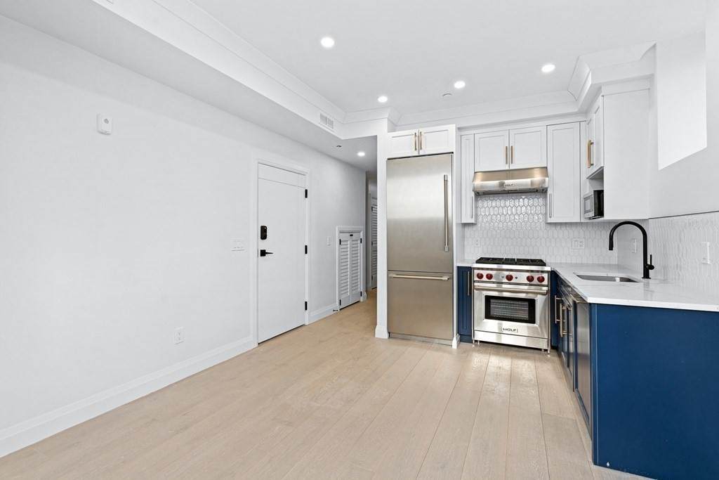 1430 Columbia Road - Photo 1