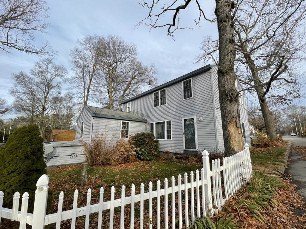 29 Oak Ave - Photo 1