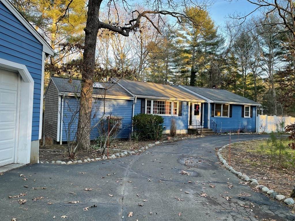 32 Thatcher Rd - Photo 1
