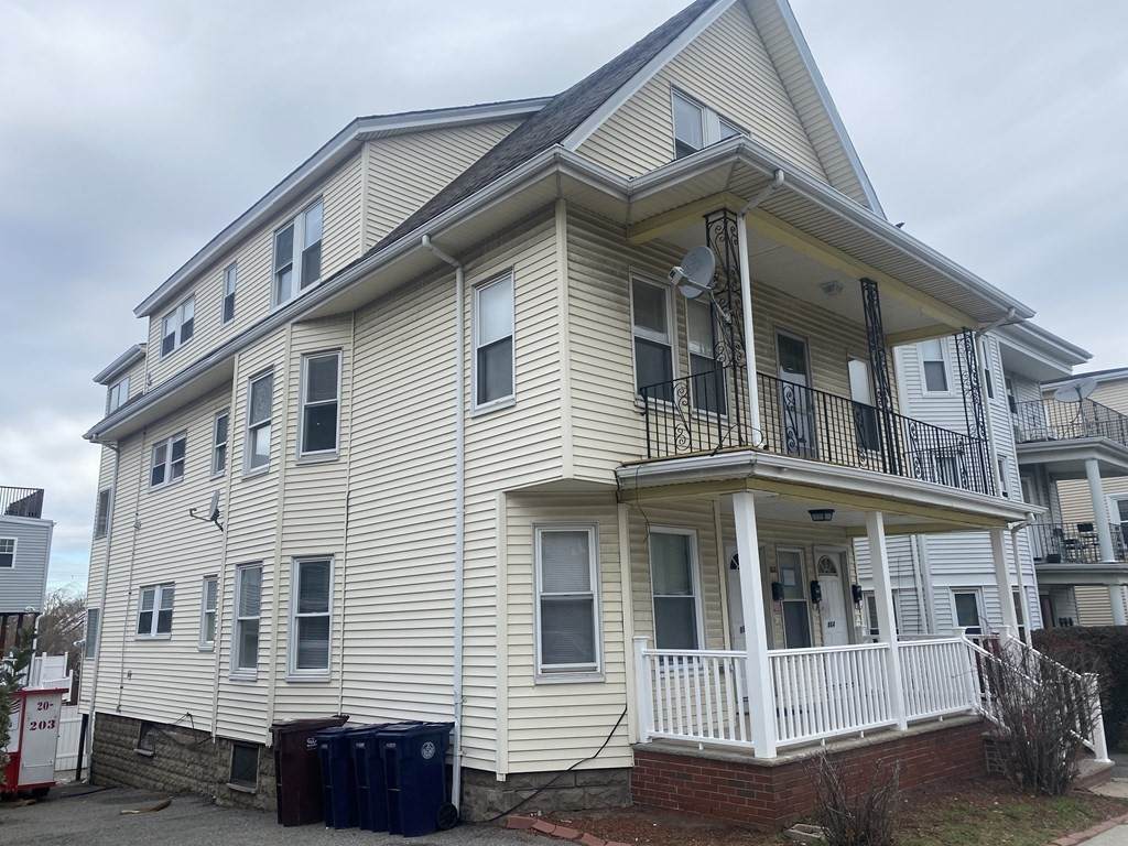 862 Broadway - Photo 1