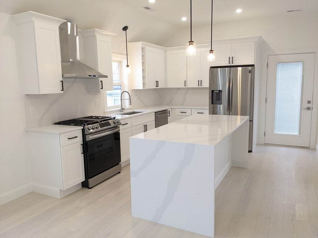 51 Bryant St - Photo 1