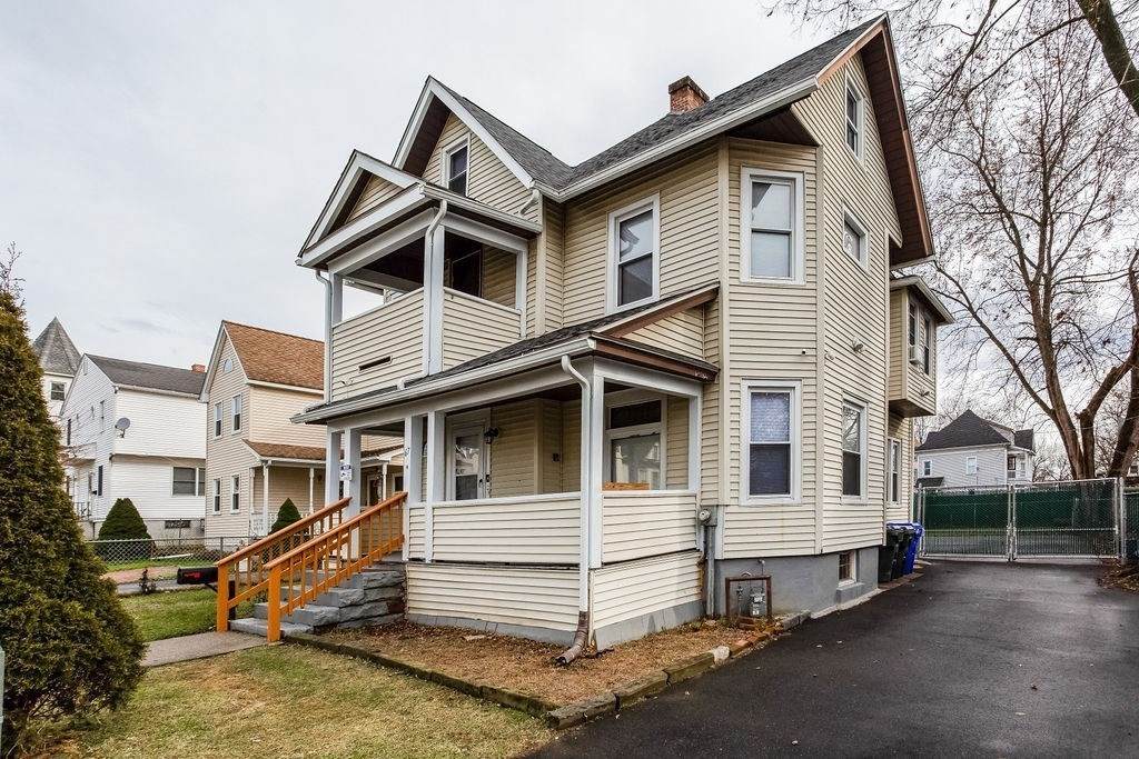 67 Alexander St - Photo 1