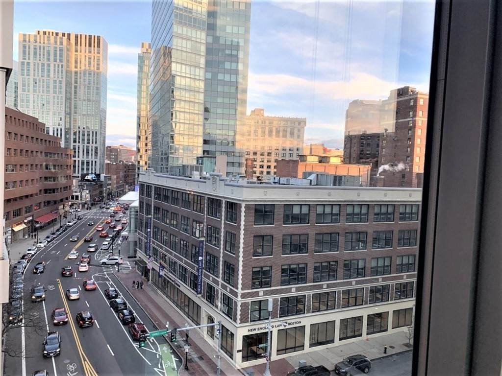 1 Charles St S - Photo 1