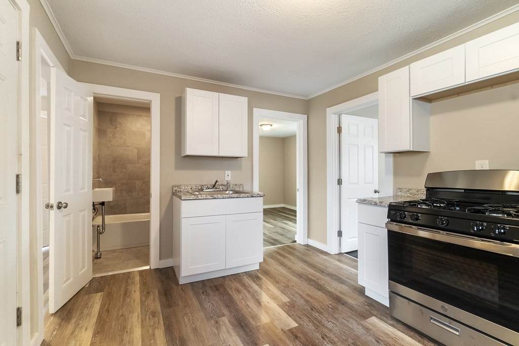 43 Wait St - Photo 1