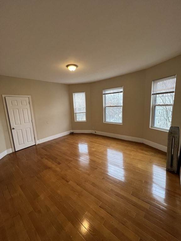 69 Holworthy - Photo 1