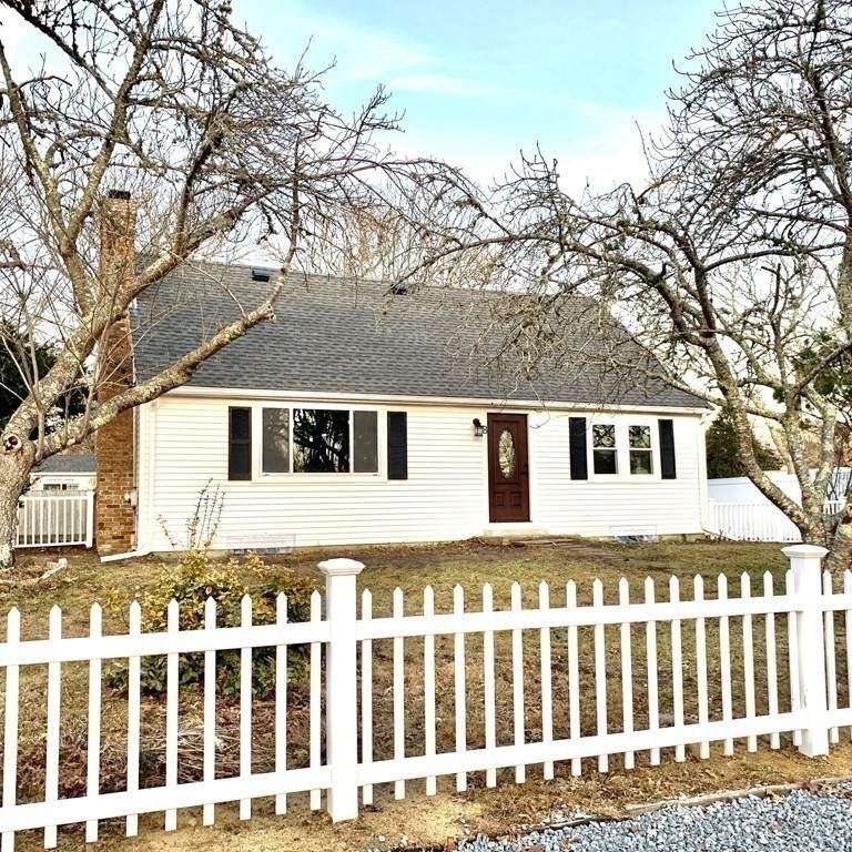 8 Nobby Ln - Photo 1