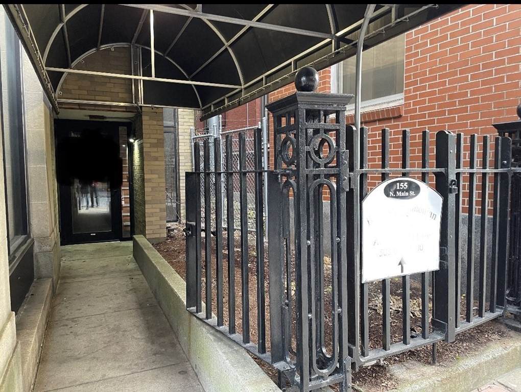 155 N Main St - Photo 1