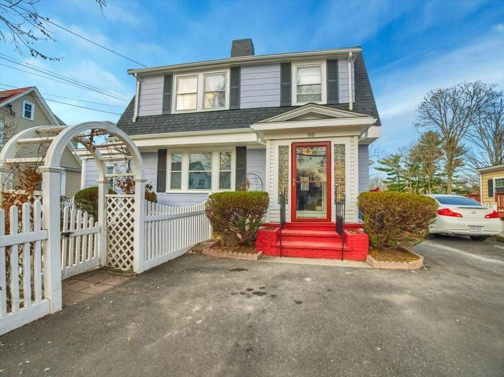 100 Elm St - Photo 1