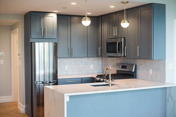 1467 Tremont - Photo 1