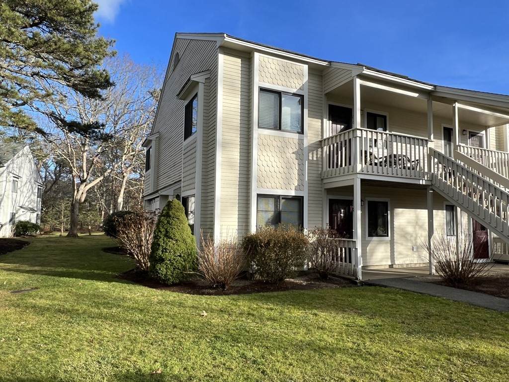 248 Eaton Ln - Photo 1