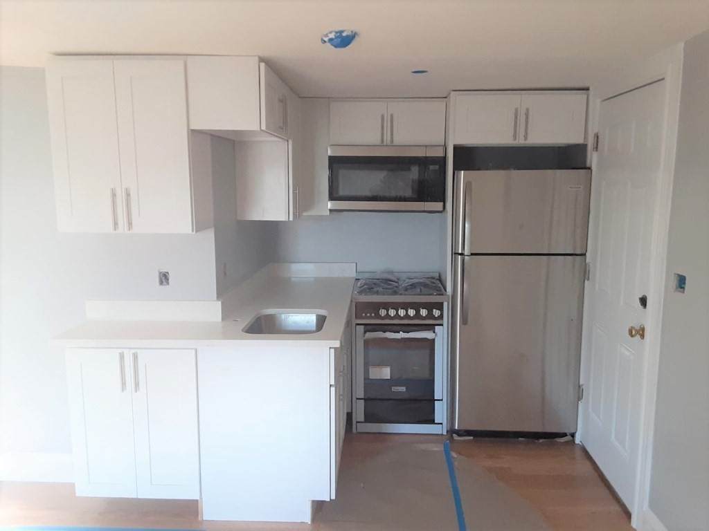 293 Fayette St - Photo 1