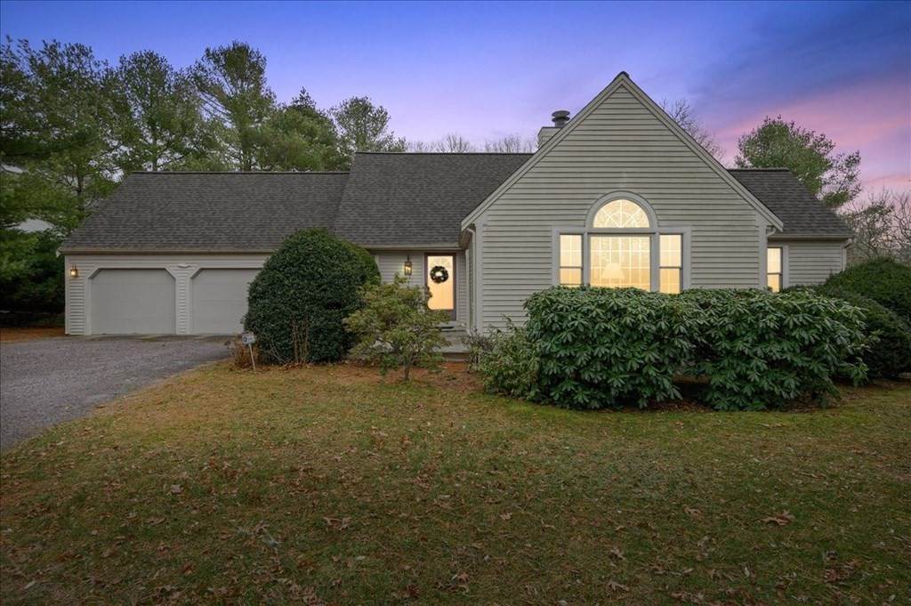 42 Pond St - Photo 1