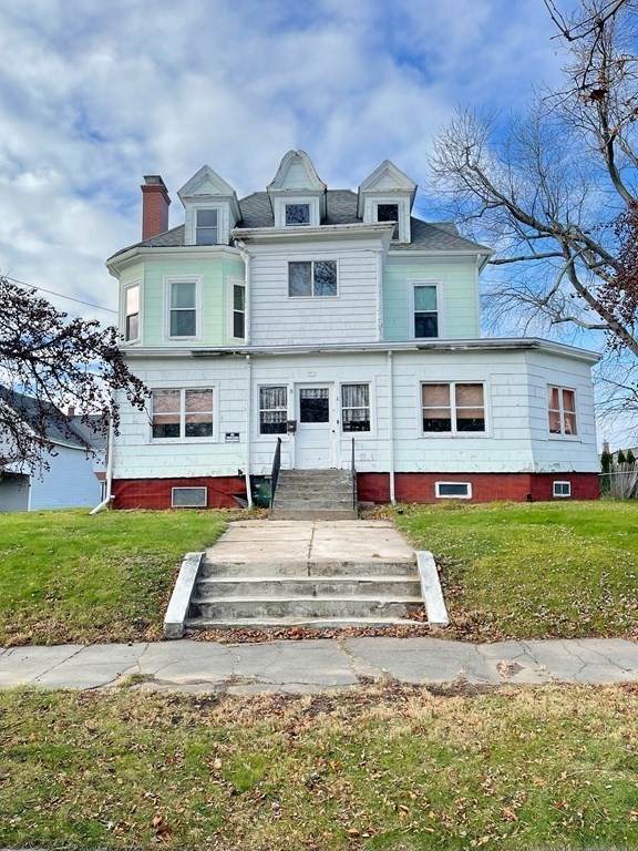 165 Brown Ave - Photo 1