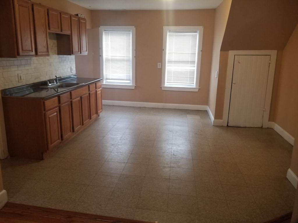 611 N Montello St - Photo 1