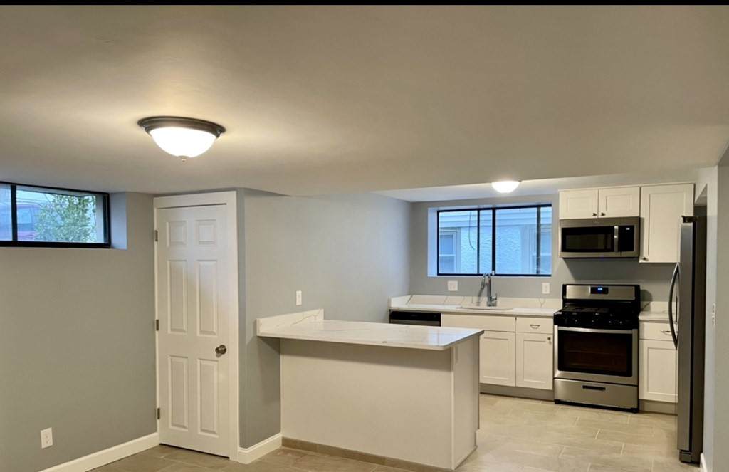 90 Fernwood Avenue - Photo 1