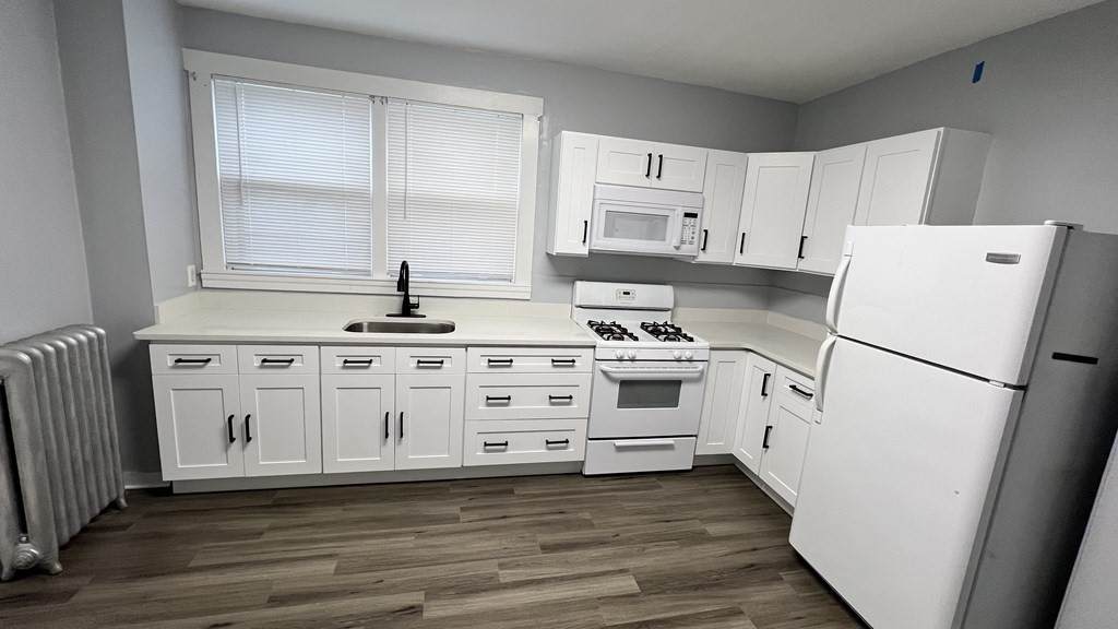 65 Payne St - Photo 1