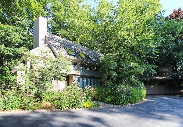 557 Bay Road - Photo 1
