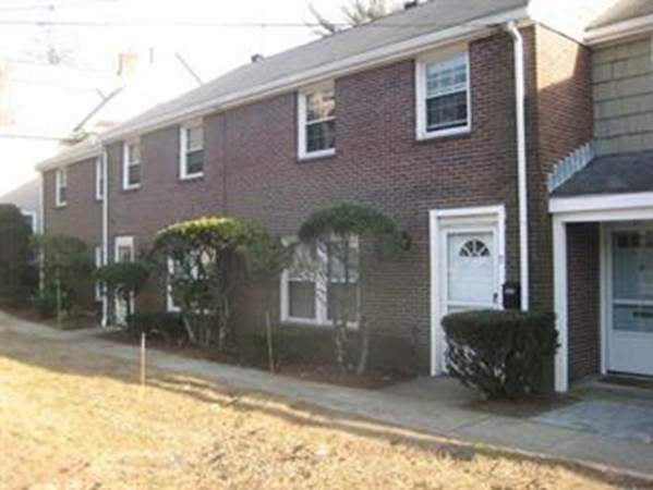 9 Linden St - Photo 1