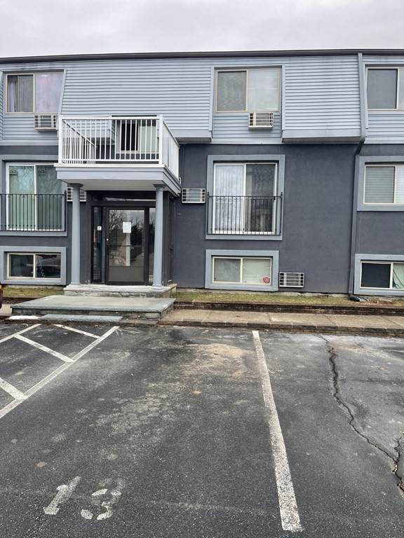 222 Stackpole St - Photo 1