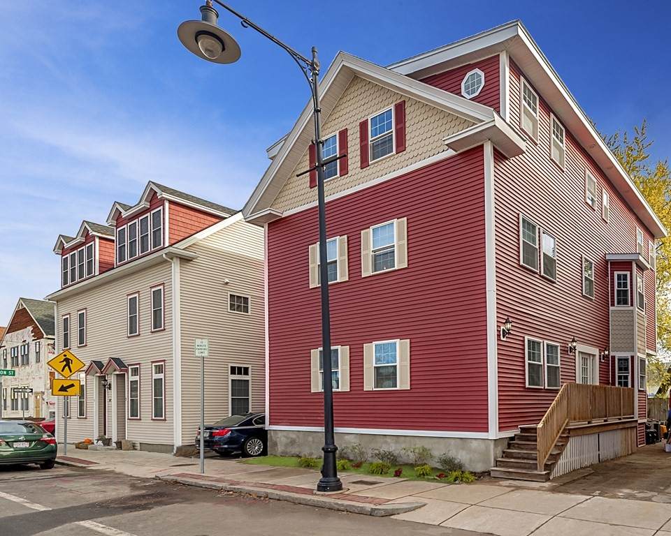 89 Bridge St - Photo 1