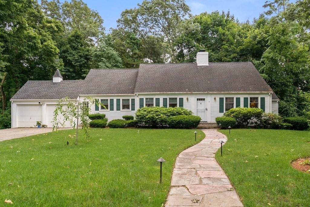 18 Chatham Circle - Photo 1