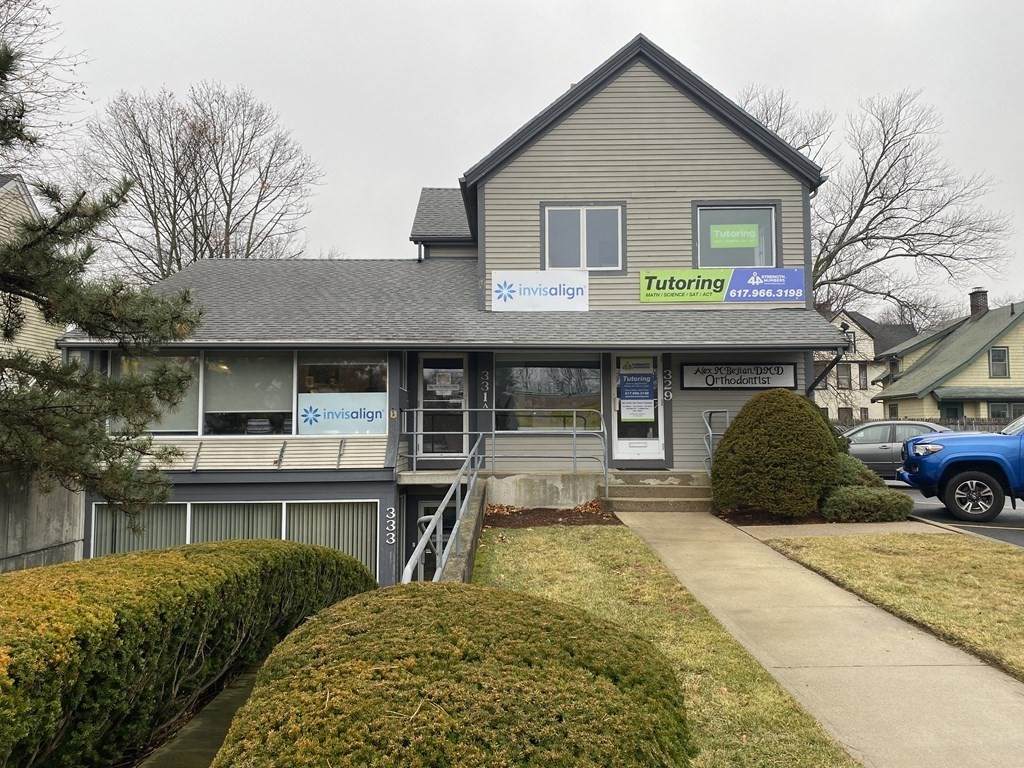 333 Chestnut St - Photo 1