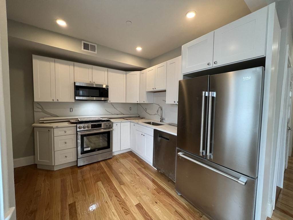 73 Pearl St - Photo 1