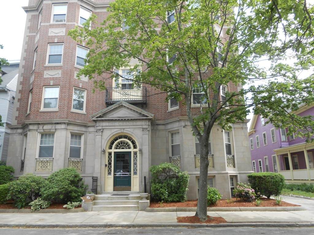 20 Chestnut Street - Photo 1