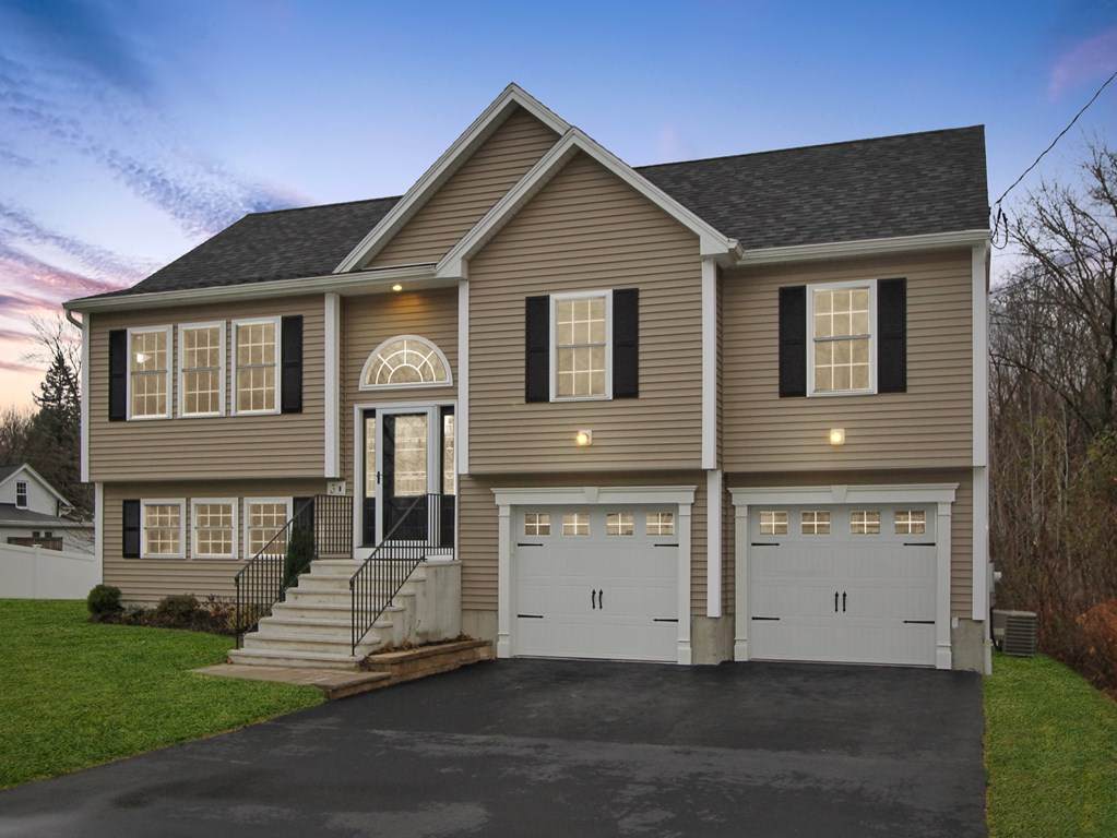 556 Haynes St - Photo 1