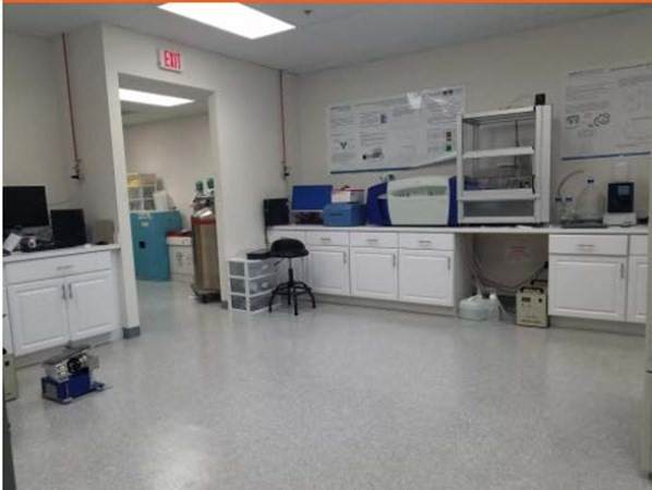 100 Cummings Center - Photo 1