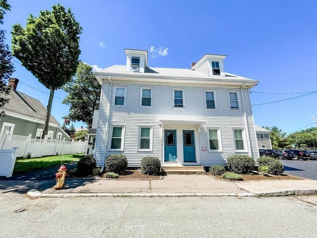 11 Quincy St - Photo 1