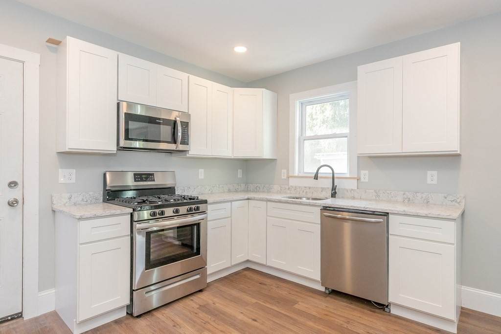 83 Fountain St - Photo 1