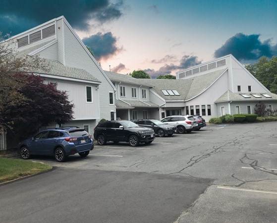 462 Plain St - Photo 1