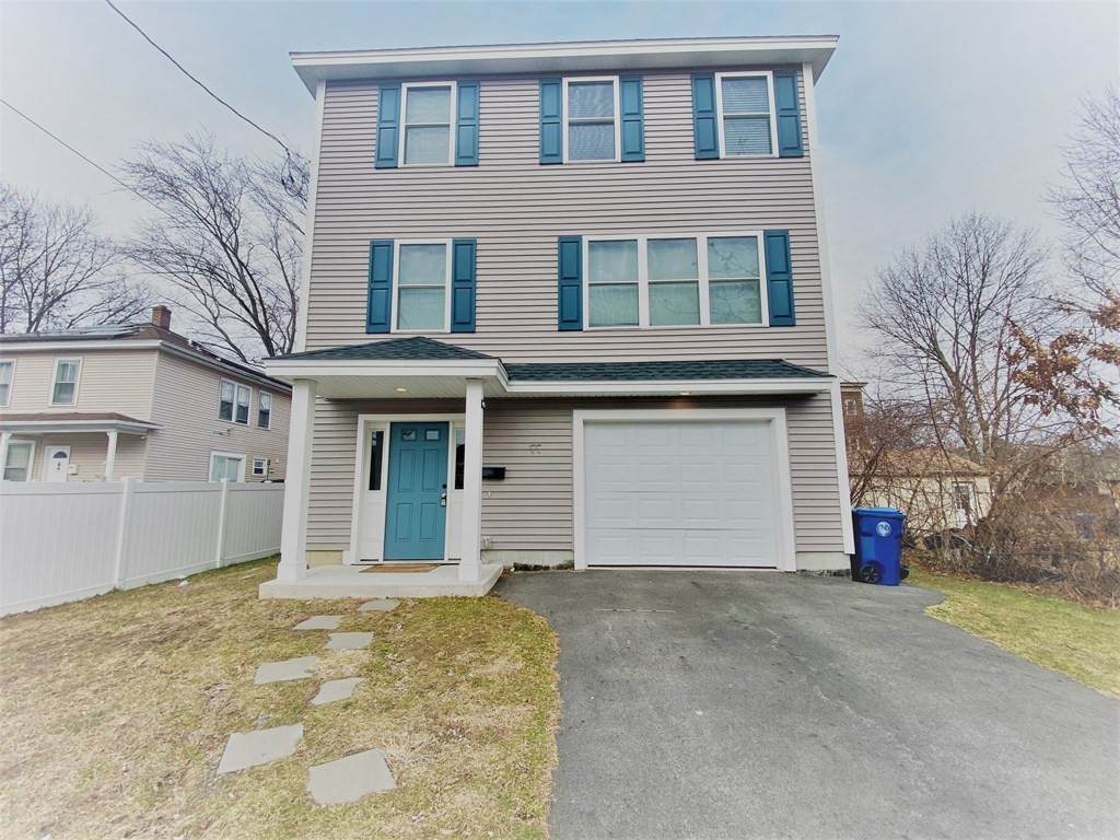 77 Kingston St - Photo 1