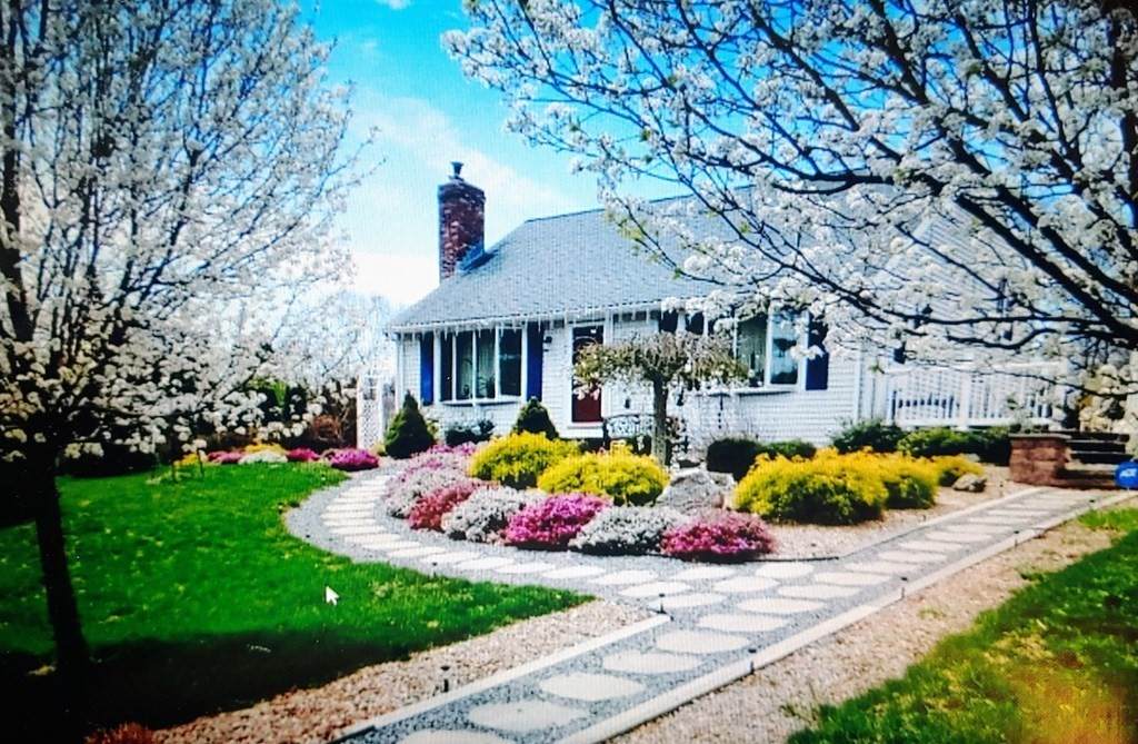 140 Strawberry Ln - Photo 1
