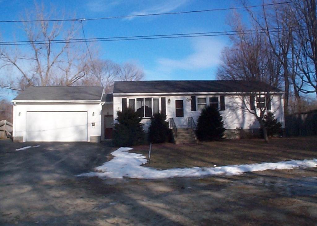24 Garrison Avenue - Photo 1
