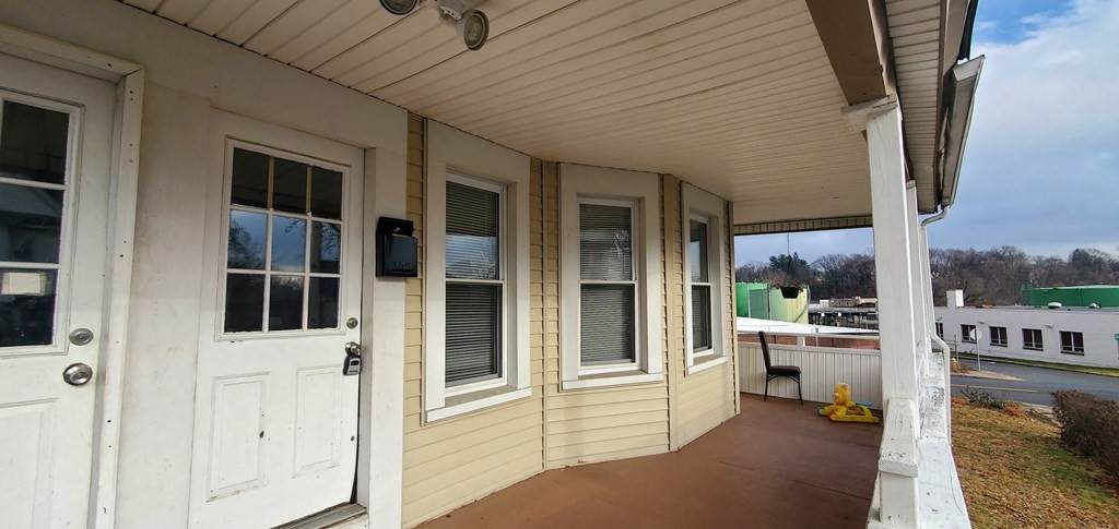 7 Ledyard Street - Photo 1