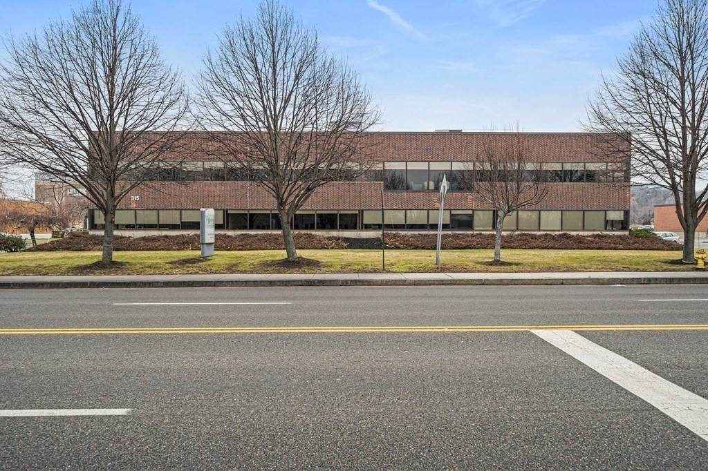 315 University Ave - Photo 1