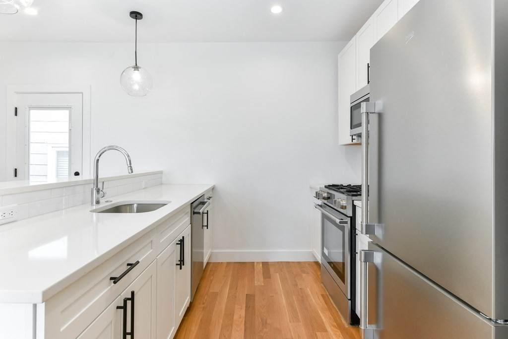 332 East 8th - Photo 1