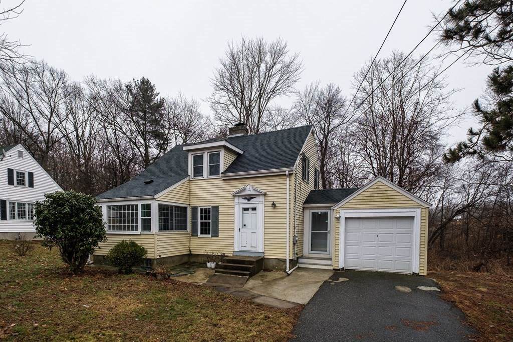 408 Lincoln St - Photo 1