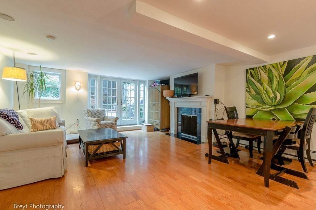 96 Appleton - Photo 1