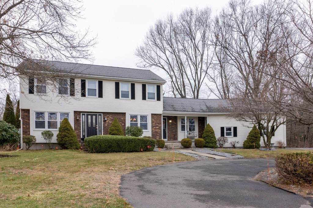 35 Woodbrook Terrace - Photo 1