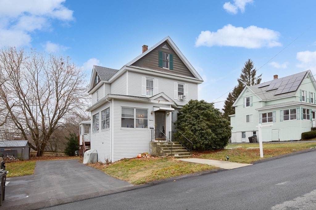 18 Harvard St - Photo 1