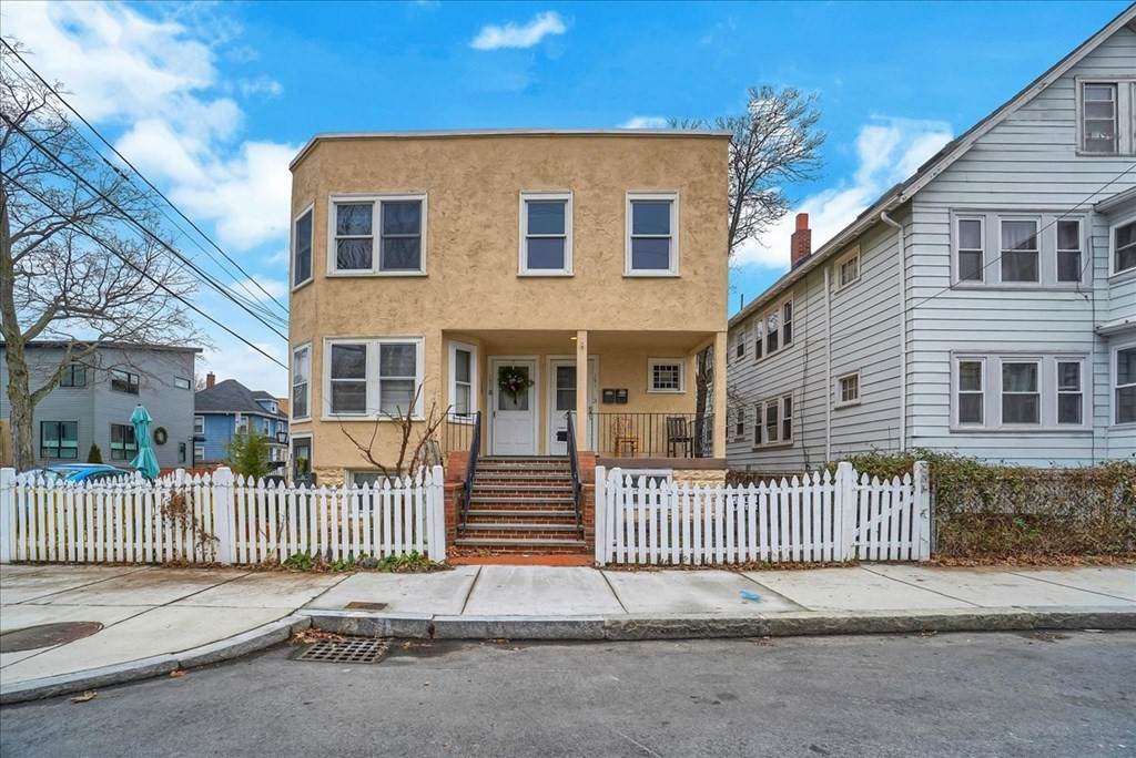 151 Dudley St - Photo 1