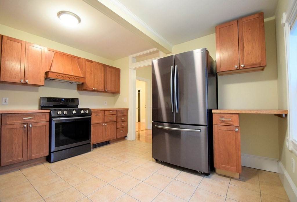 4 Riverside Sq - Photo 1