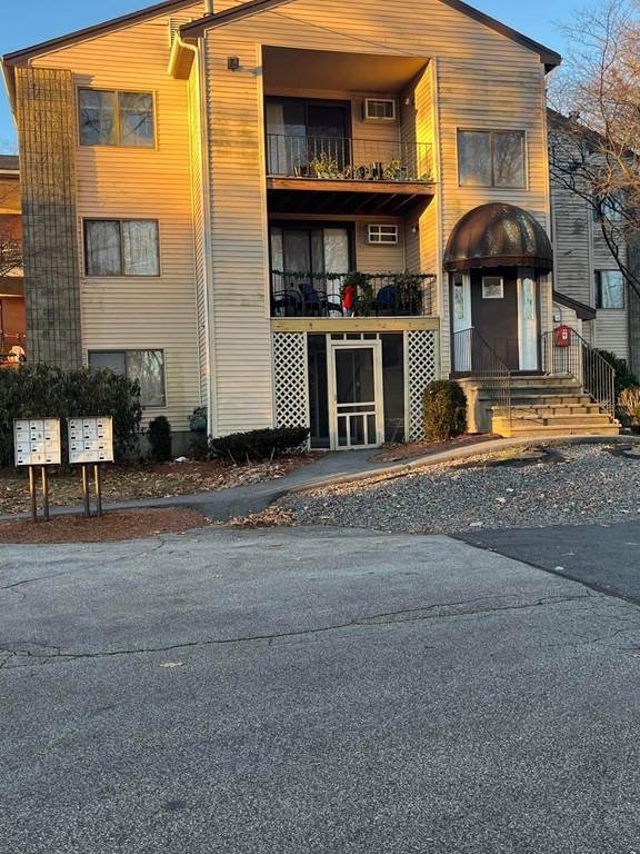 49 Parker Ave - Photo 1