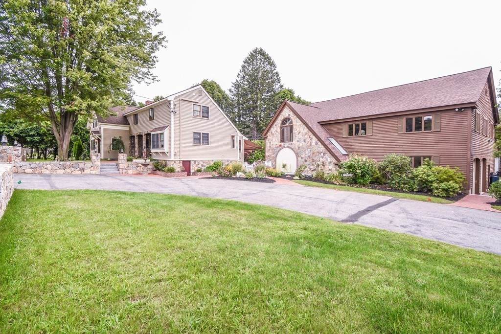 109 Hayden Rowe Street - Photo 1