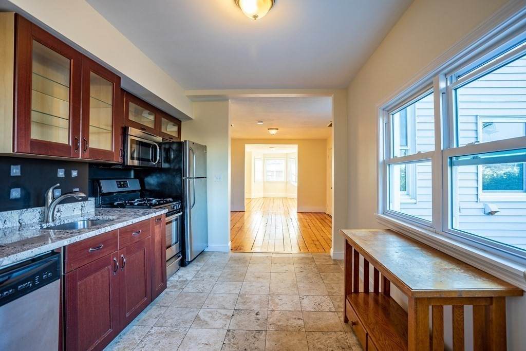 28 Parker St - Photo 1