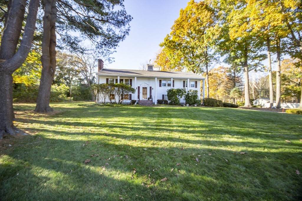 8 Mill Pond Ln - Photo 1